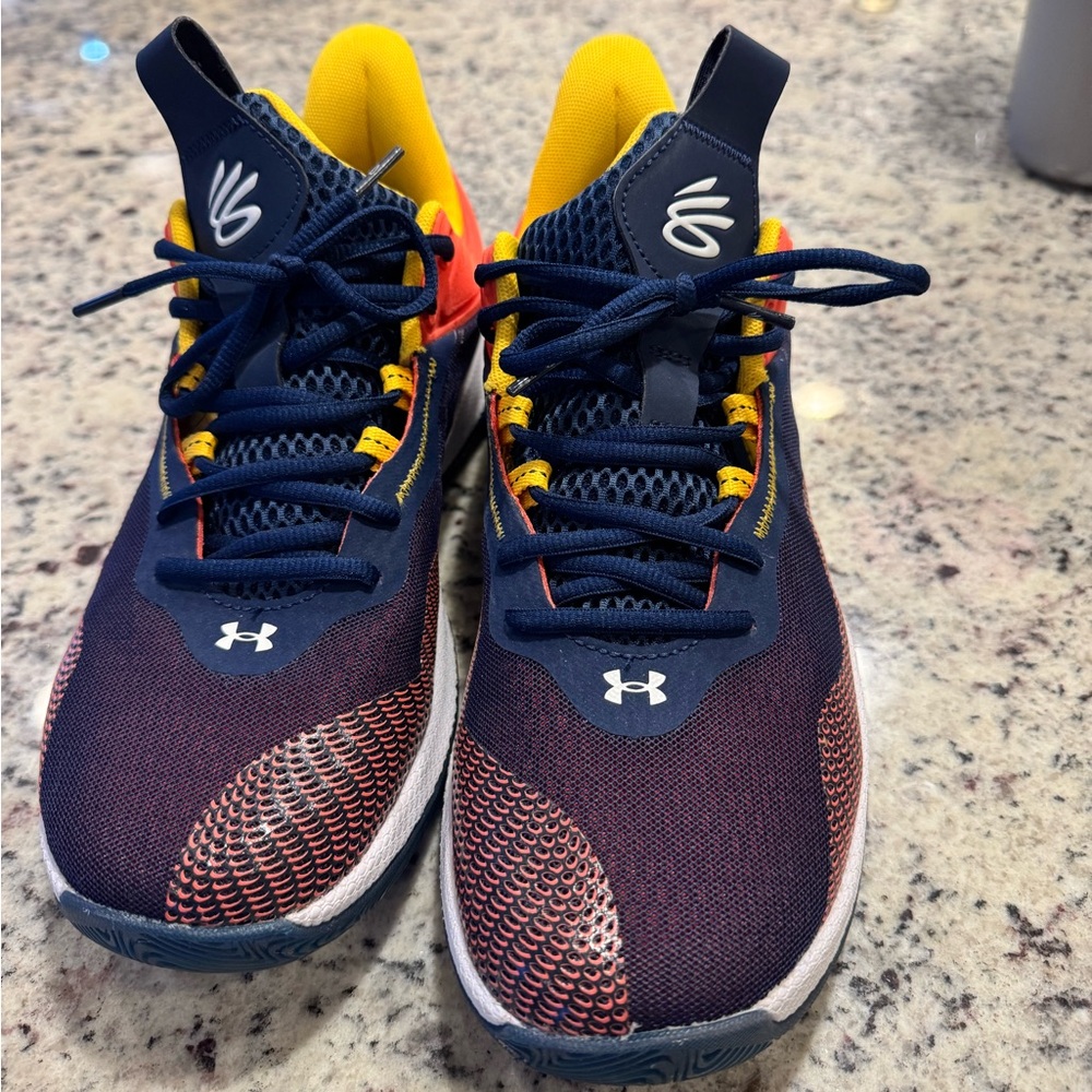 CURRY HOVR SPLASH 2